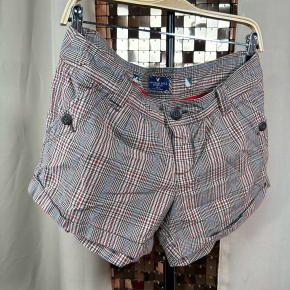 American Eagle Outfitters Brown Red and Cream Check Plaid Shorts Size 10 - Picture 1 of 15